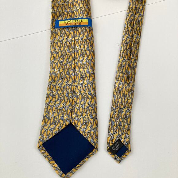 Lot of 3 Yellow & Blue 100% Silk Nautical Themed Ties Preppy Crab Dolphin Vines - Picture 8 of 15